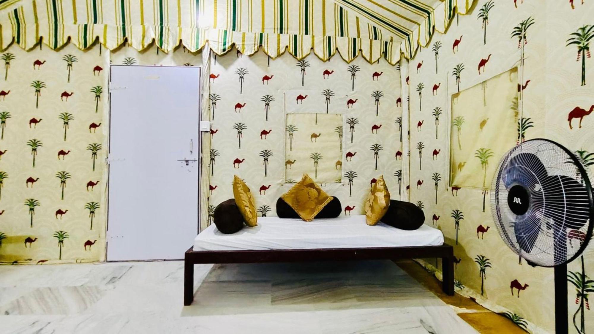 Jaisalmer Sand Dunes Luxury Camp And Resort Екстер'єр фото