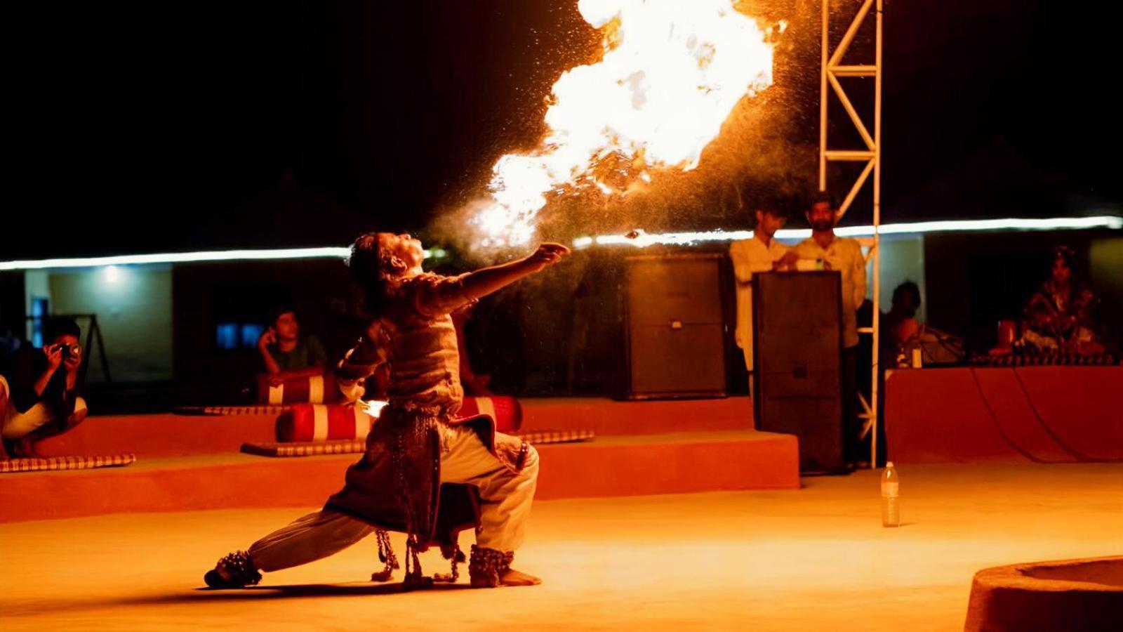 Jaisalmer Sand Dunes Luxury Camp And Resort Екстер'єр фото