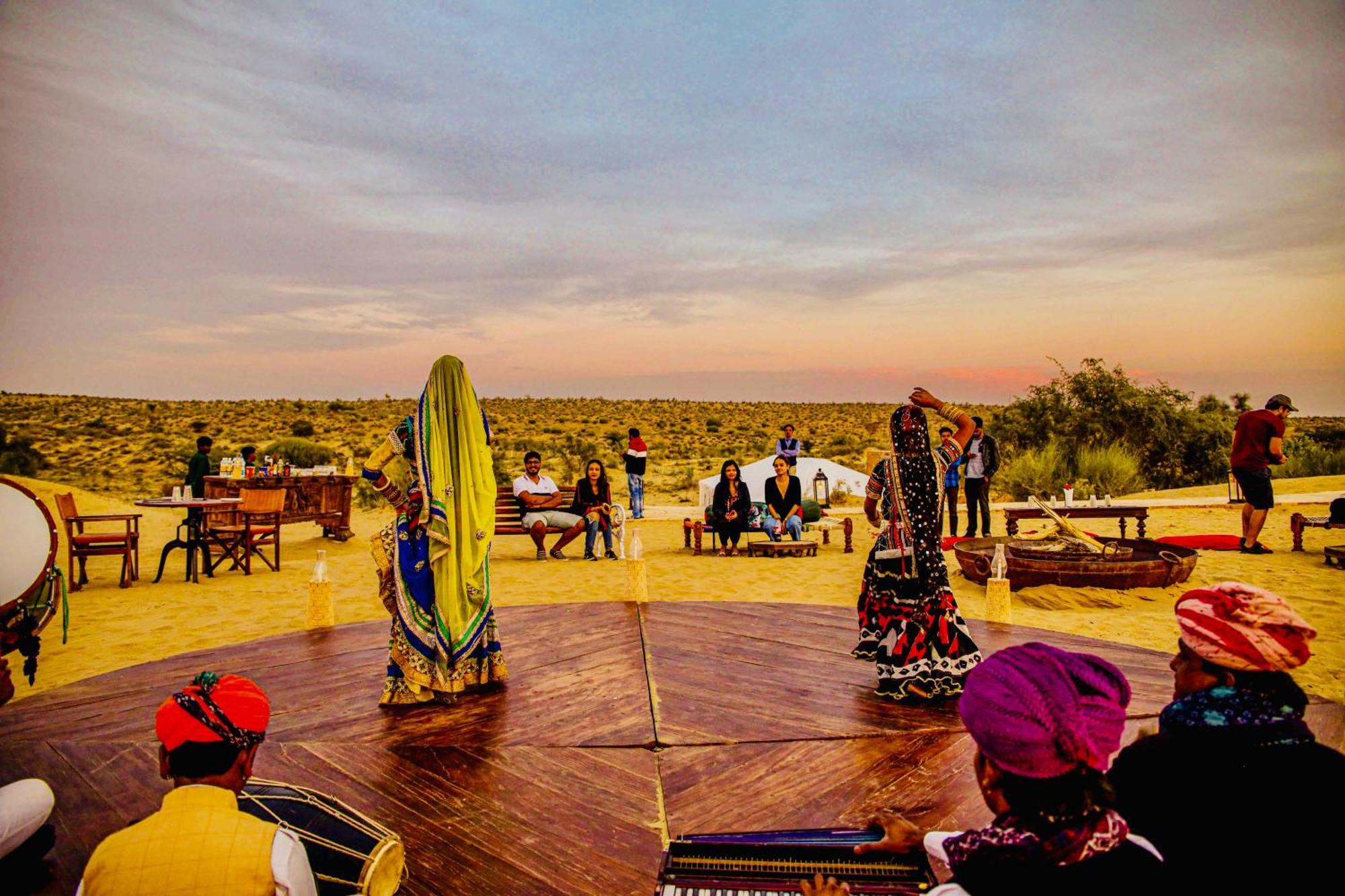 Jaisalmer Sand Dunes Luxury Camp And Resort Екстер'єр фото