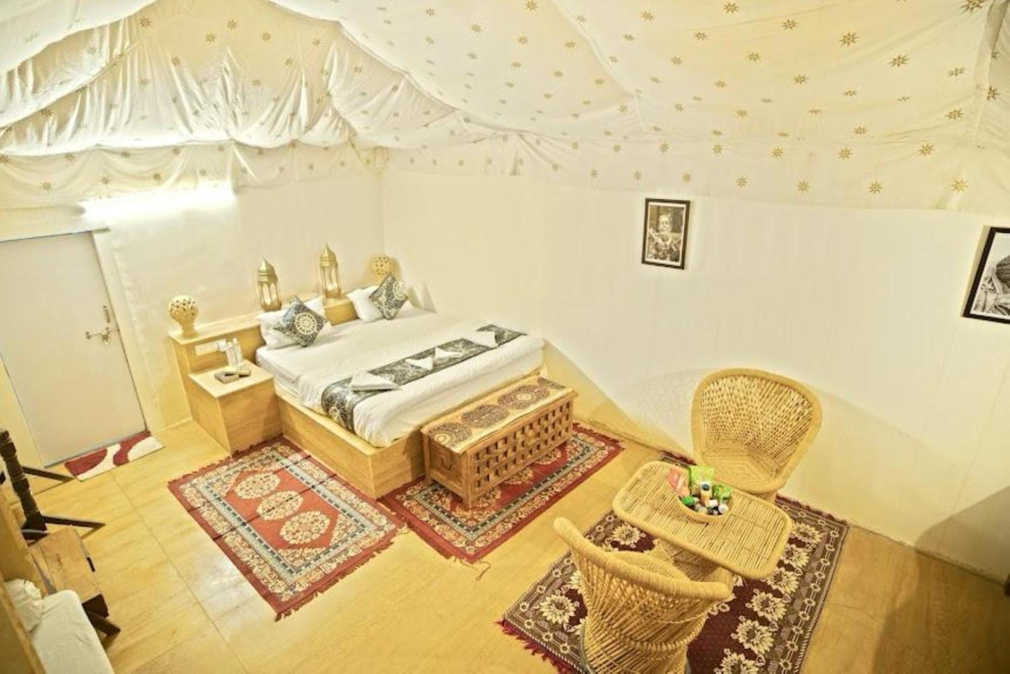 Jaisalmer Sand Dunes Luxury Camp And Resort Екстер'єр фото